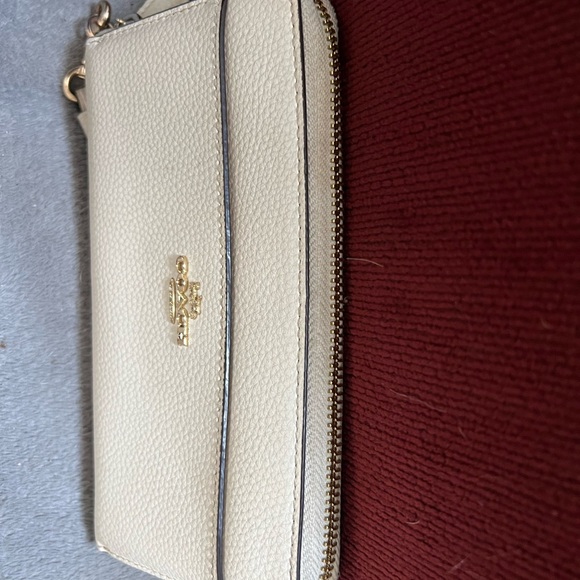 Coach wristlet - Picture 3 of 9